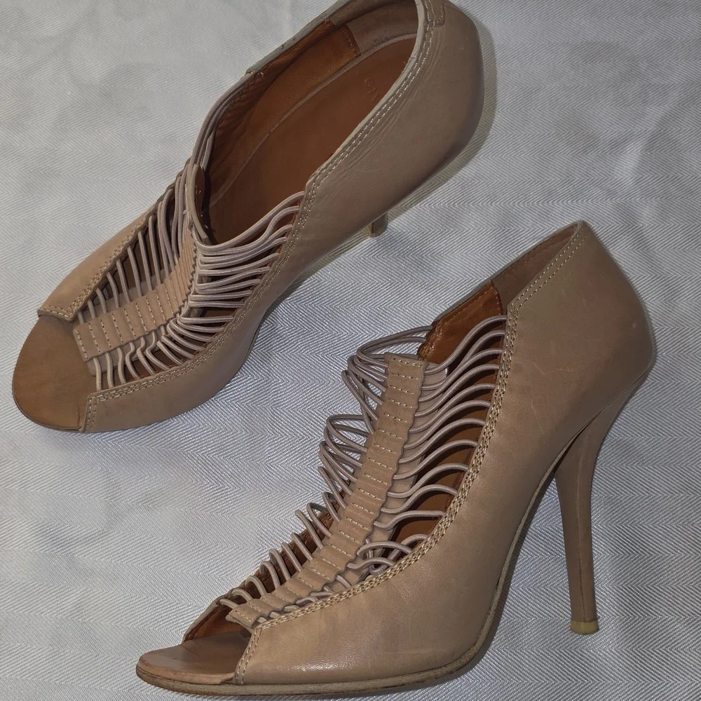 Givenchy Tan Women's Heels 9.5